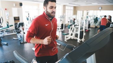 man running on treadmill at the gym t20 knKQjP